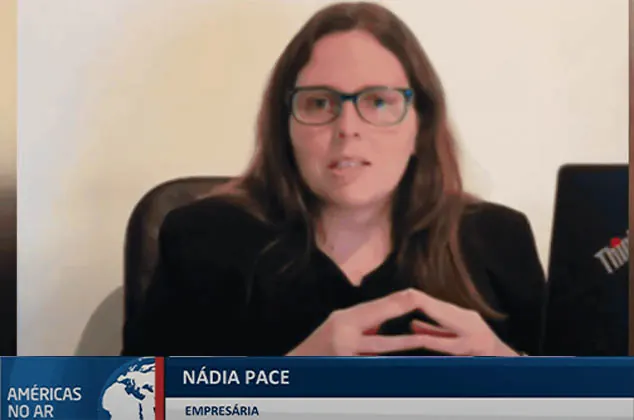 Nádia Pace em entrevista na Record TV